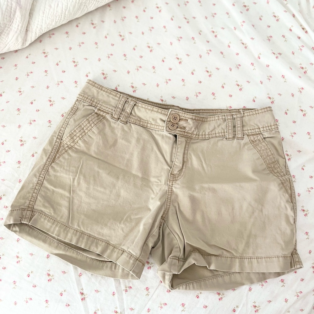 Maurice’s Tan Khaki Short Shorts | 7/8 | Summer Shorts